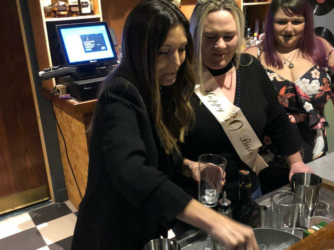 House of Holes-德比必去景点