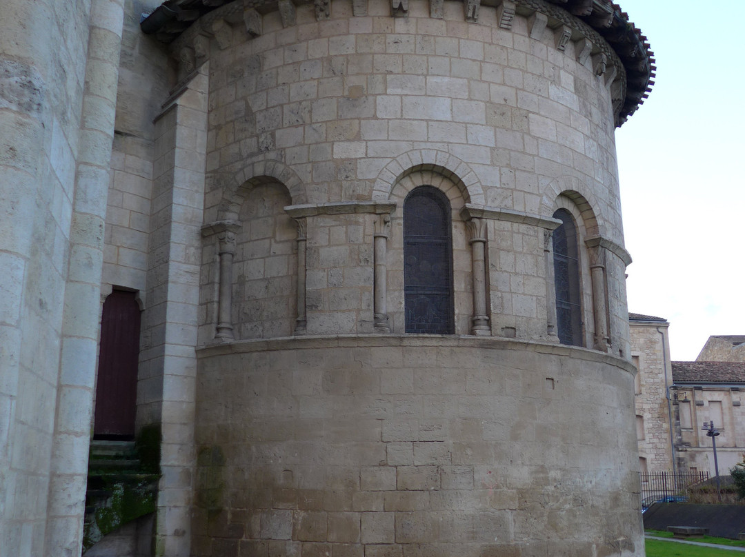 Église Sainte-Croix景点图片