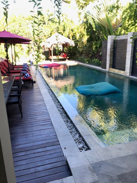 水明漾住宿酒店-泳池