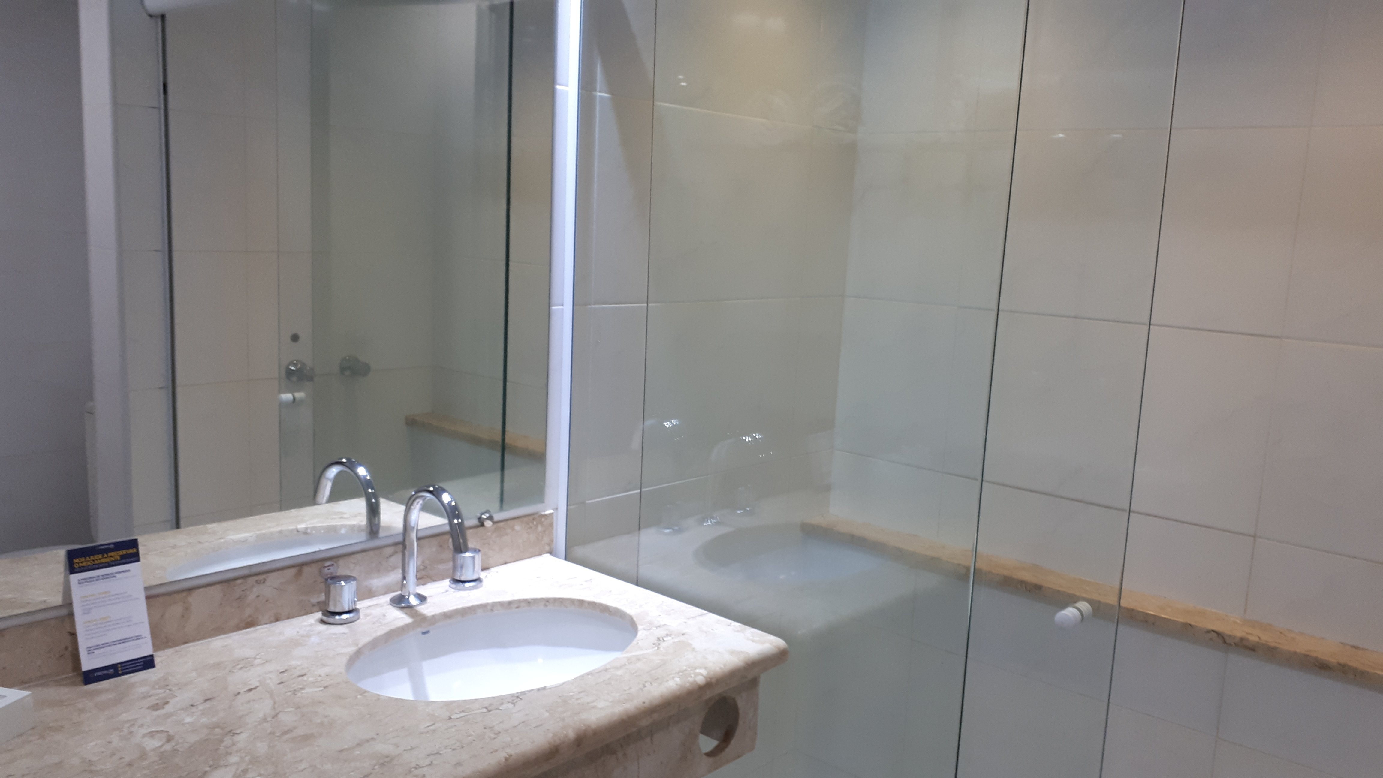 Hotel Premium Campinas-浴室