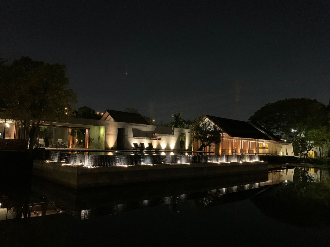 Into The Forest Resort主图