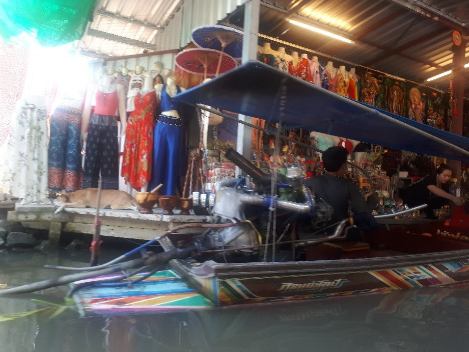 Amphawa Floating Market & Firefly Night Cruising Day Tours - Panda Bus景点图片