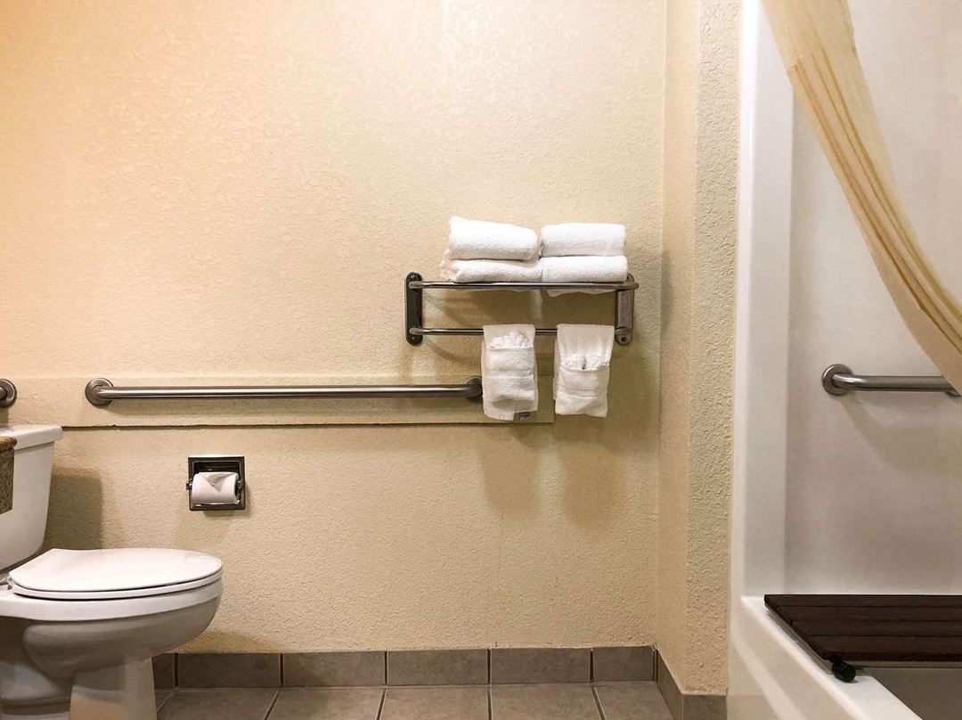 Quality Inn I-70 at Wanamaker主图