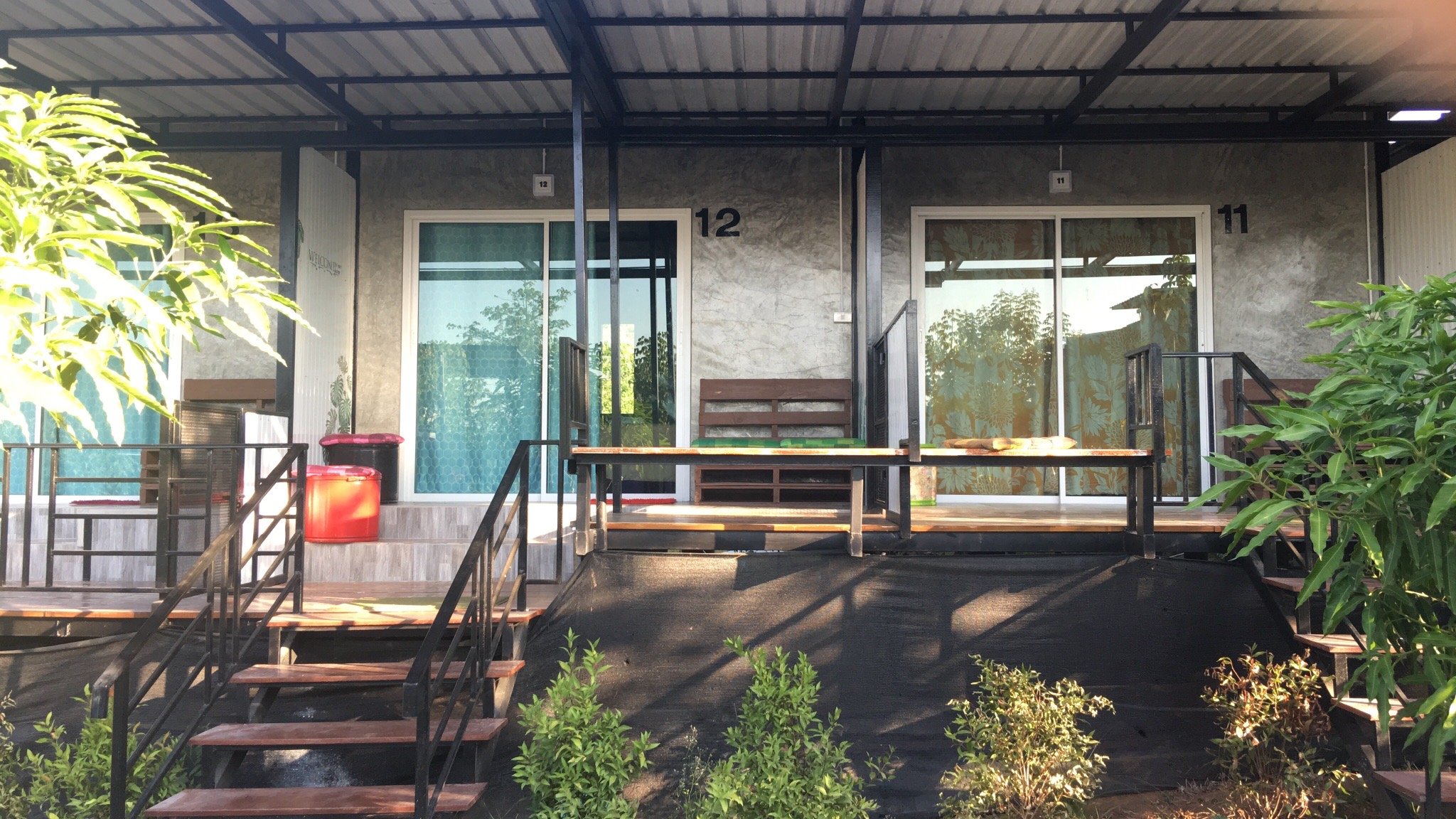 Smile Box Coffee & Resort-官方