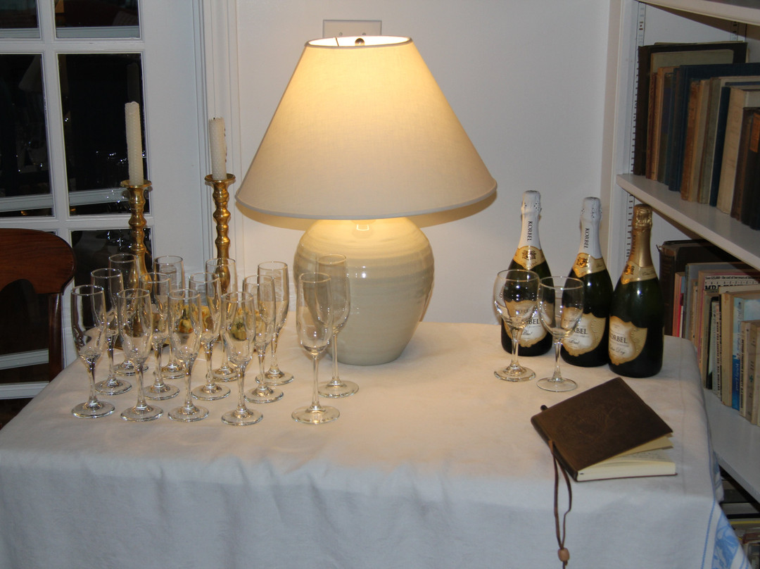 Apple Hill Inn主图