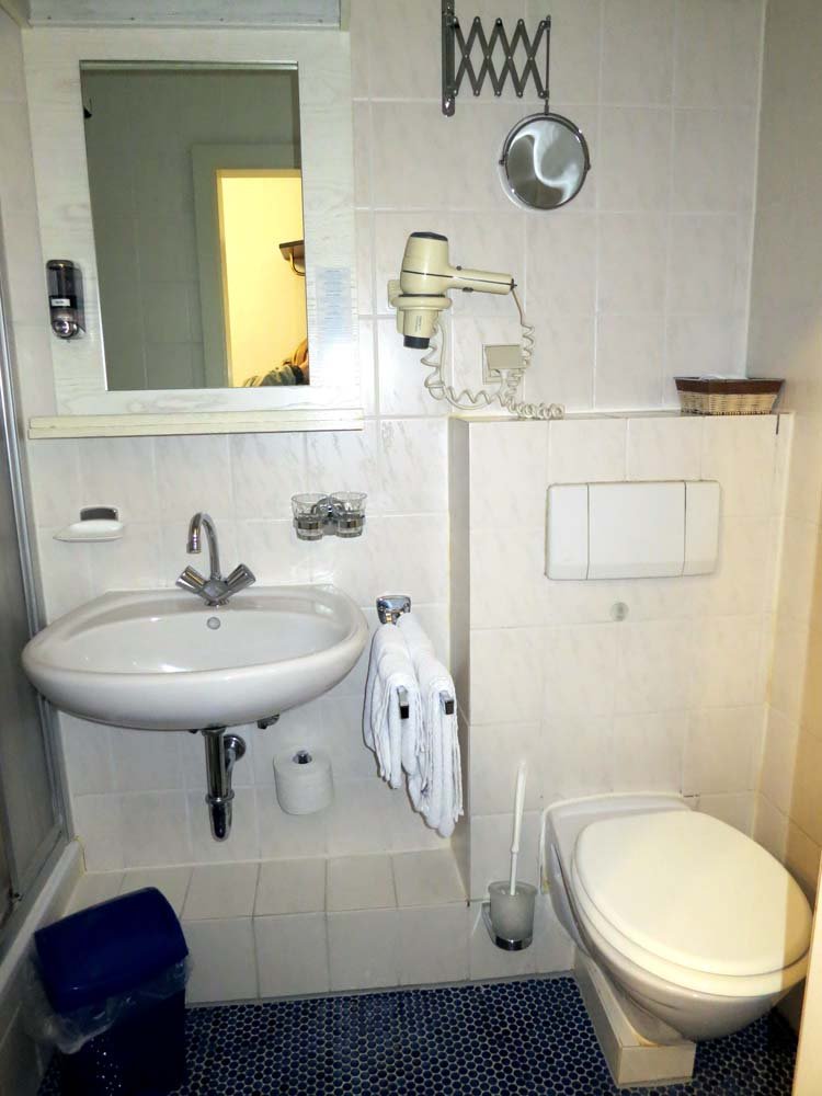 Hotel Villa Brenner-浴室