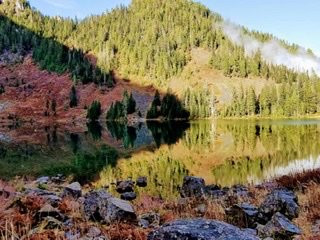 Lake Twenty Two Trail景点图片
