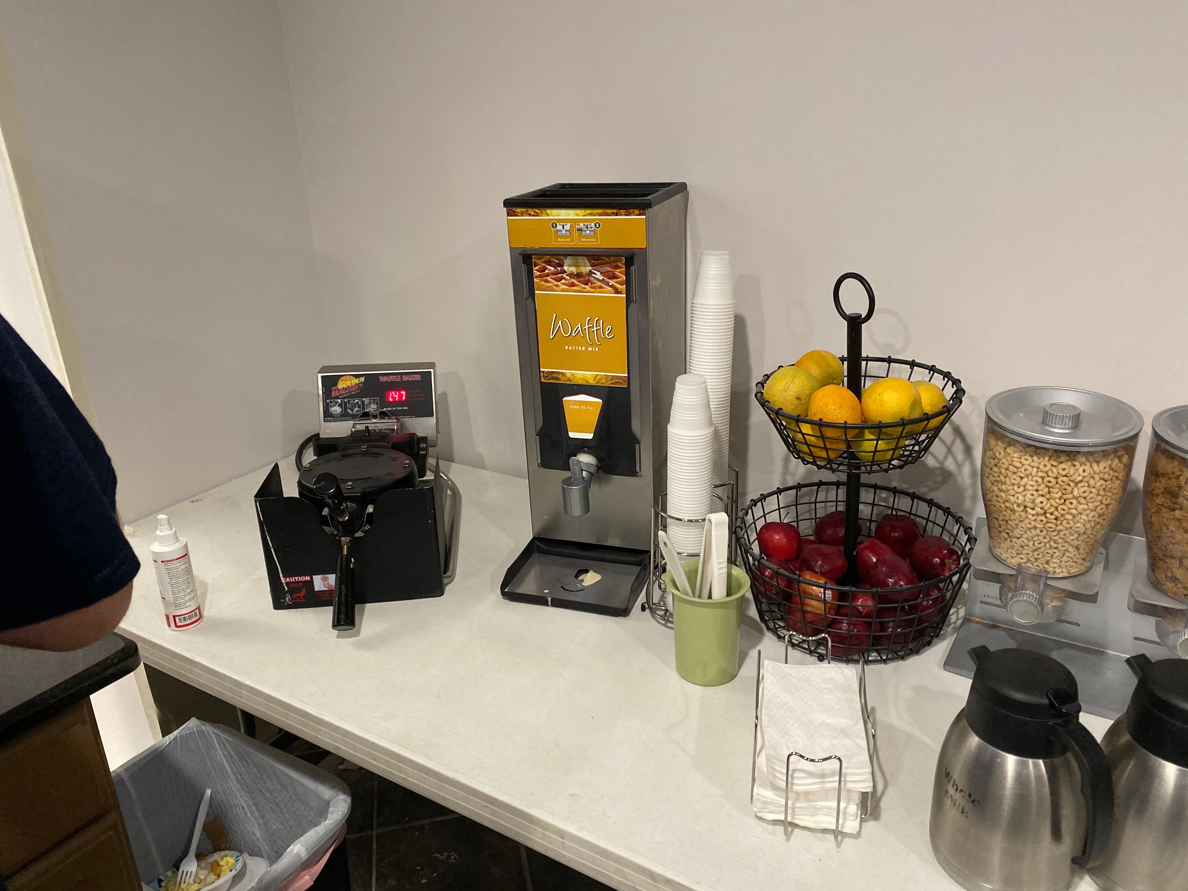 Quality Inn Murfreesboro-University Area-餐饮
