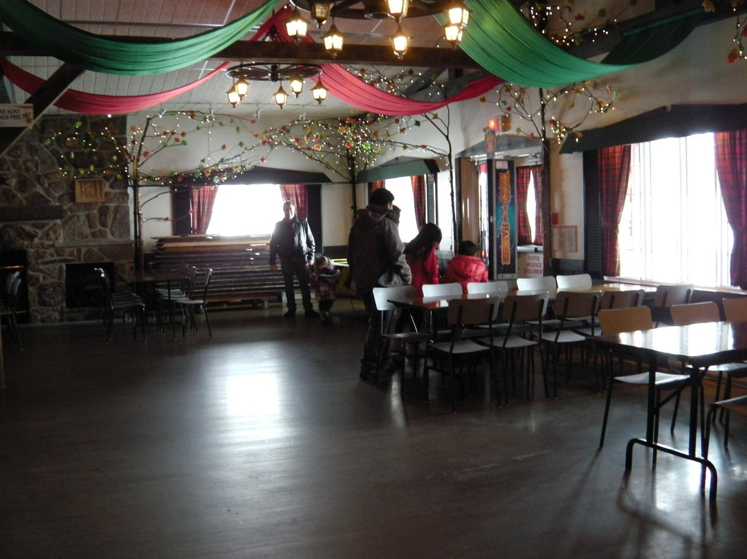 Saint-Eustache旅游景点-Cabane A Sucre Constantin