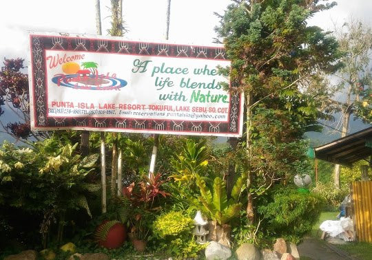 Punta Isla Lake Resort主图