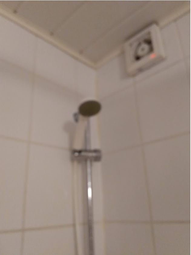Stadt-gut-Hotel Auerhahn-浴室