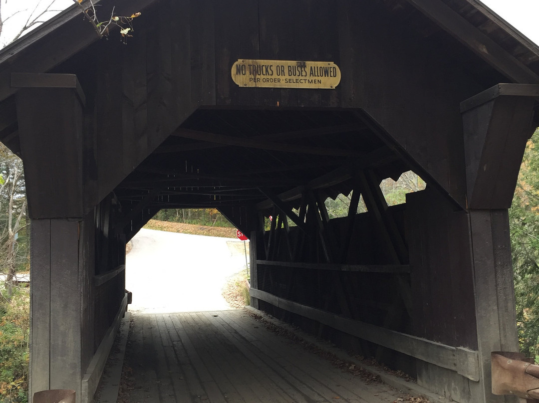 Gold Brook Covered Bridge (Emily's Covered Bridge)-斯托必去景点