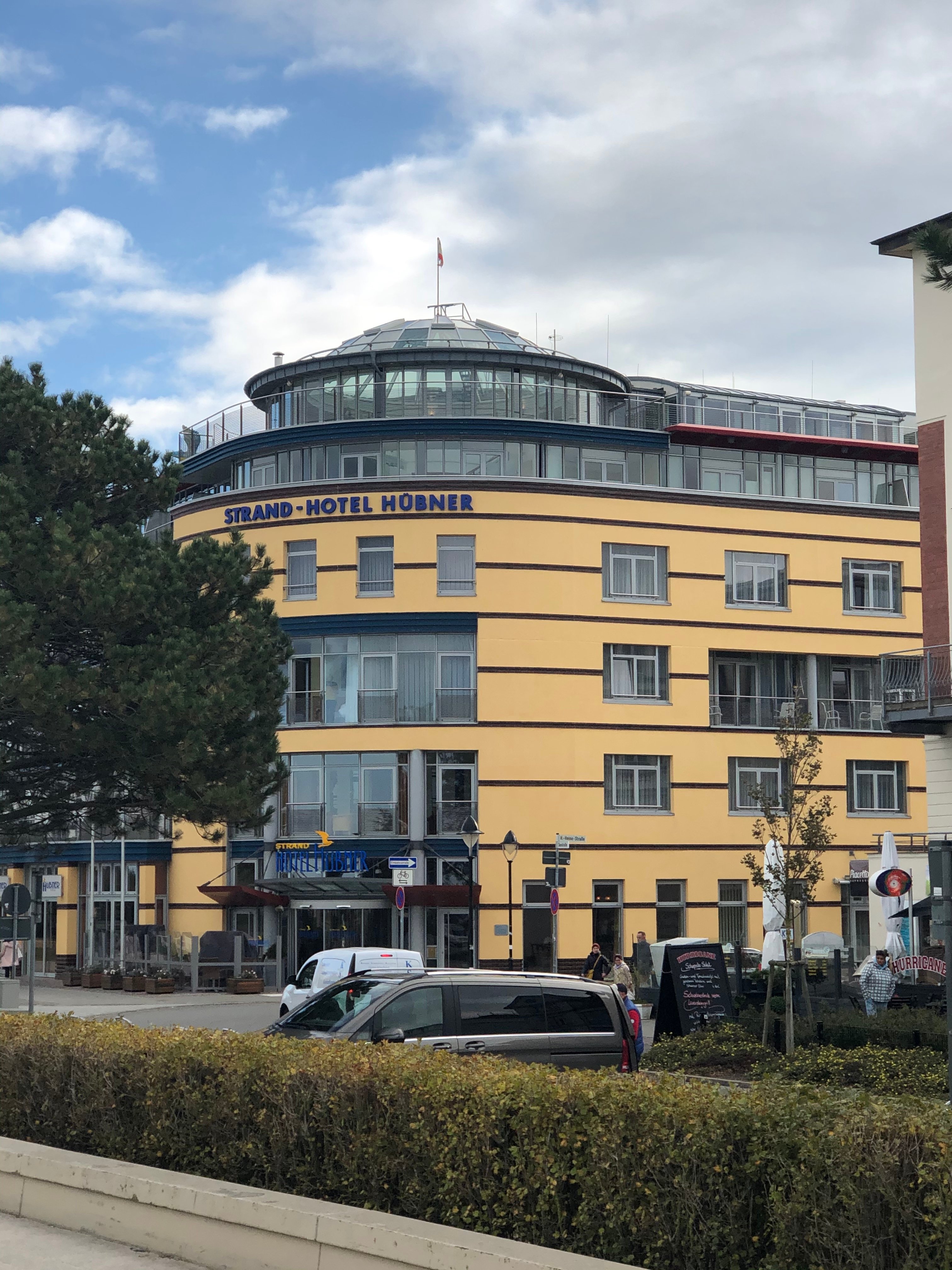 Strand-Hotel Hübner-portrait