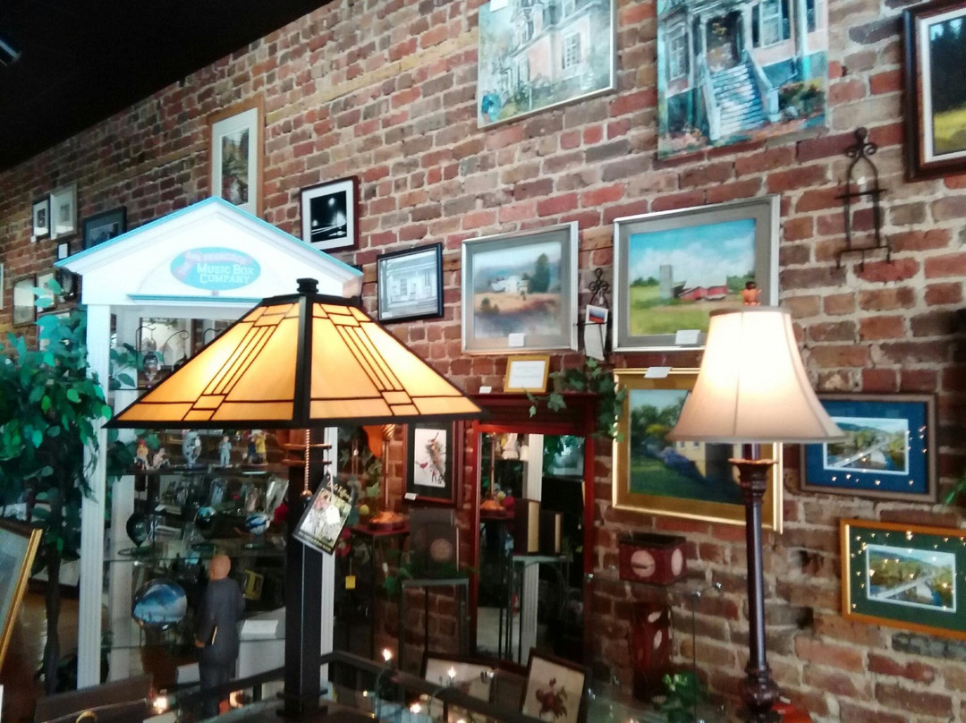 The Frame Shop & Gallery景点图片
