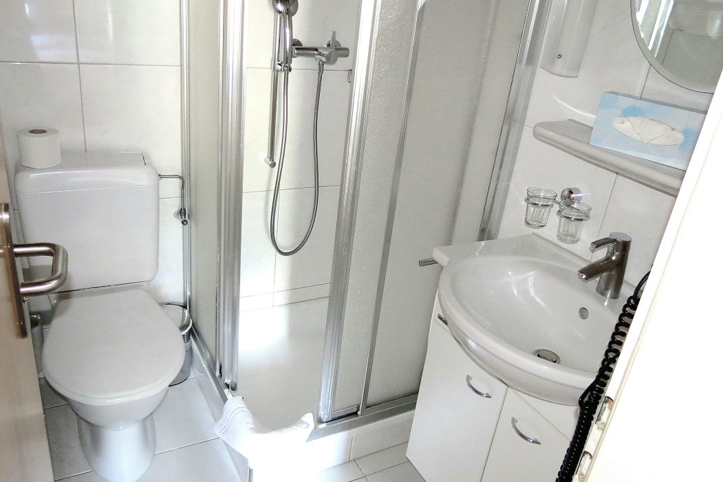 英格堡贝格达斯步道酒店-浴室