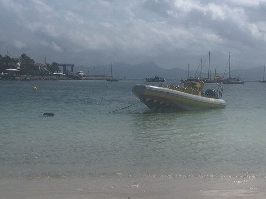 Speed Boat-阿尔库迪亚港必去景点