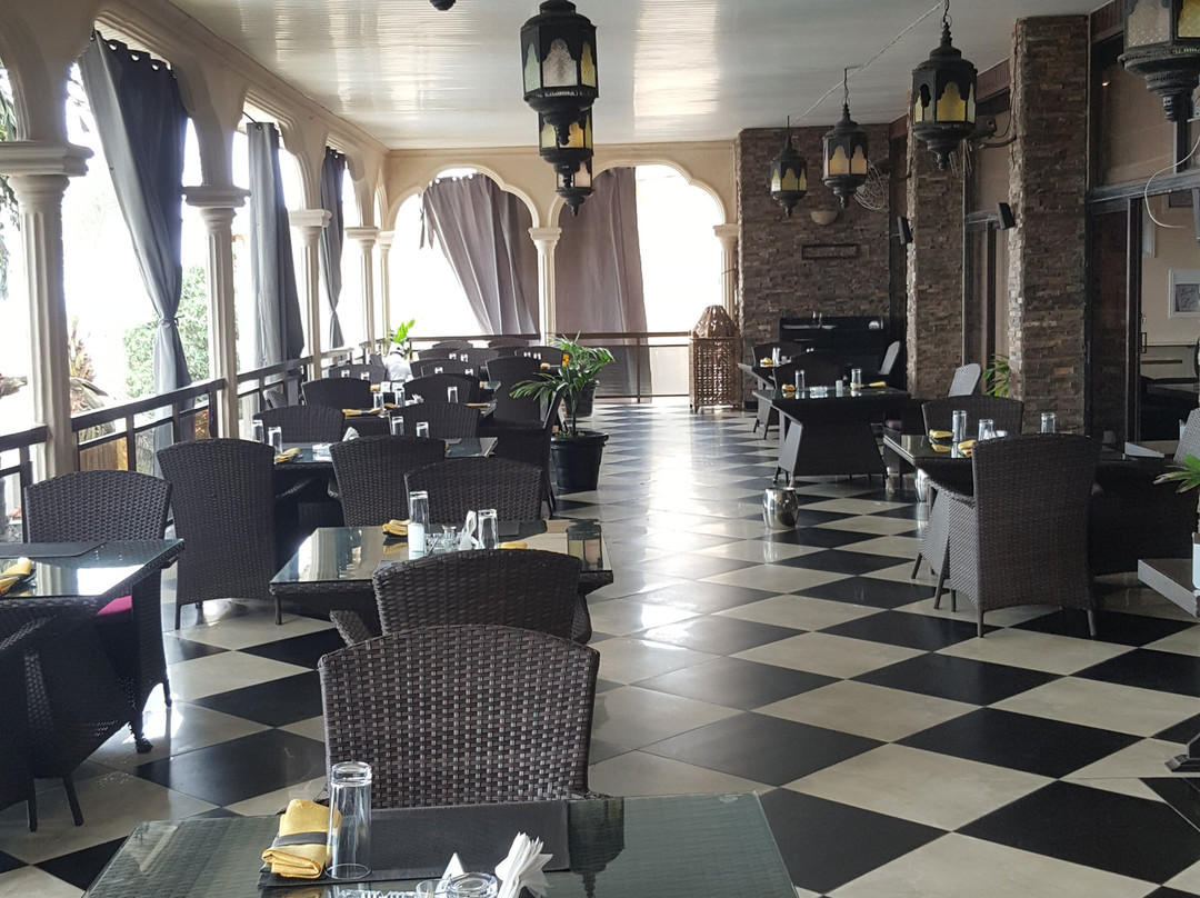 The Country Lodge Hotel主图