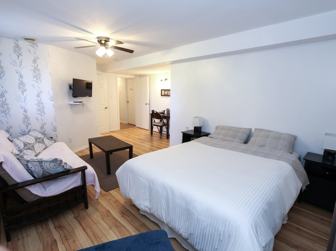 Cedar Drive Inn主图