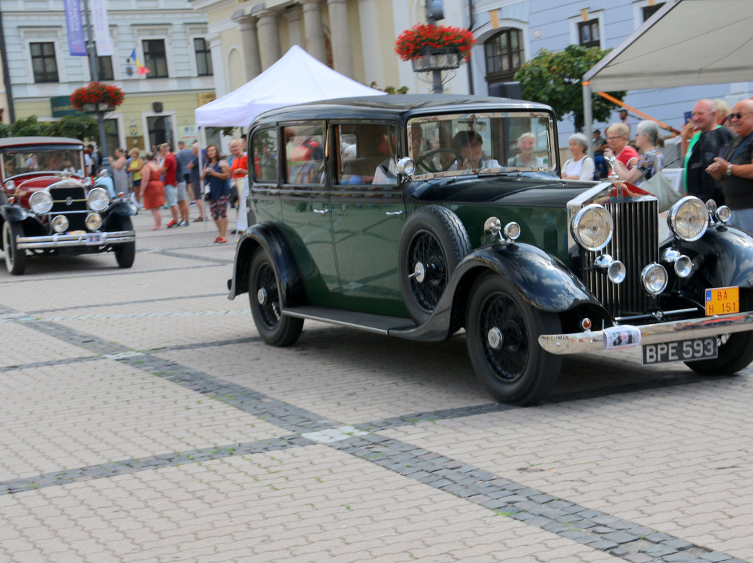 Slovak National Uprising Square-Banska Bystrica必去景点