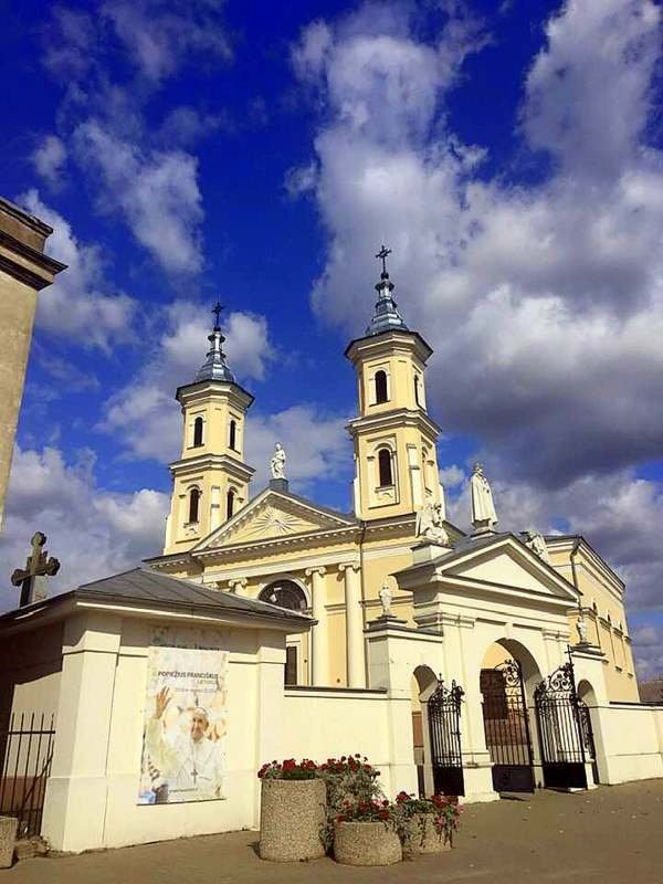 Svc. M. Mergeles Marijos Apsilankymo Bazilika-Kalvarija必去景点