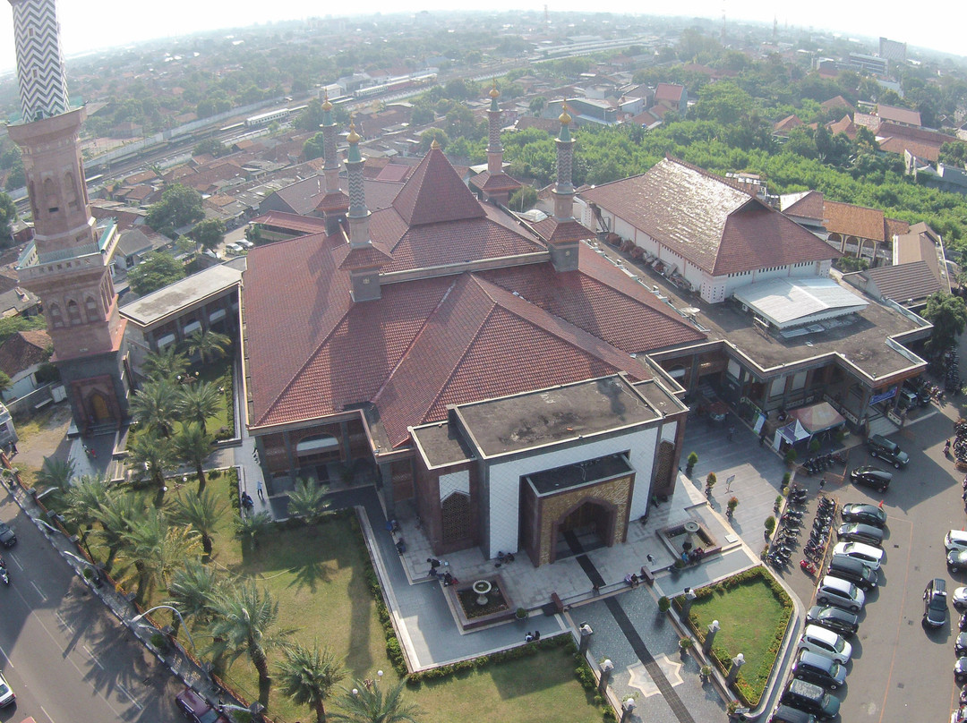 At-Taqwa Great Mosque-井里汶必去景点