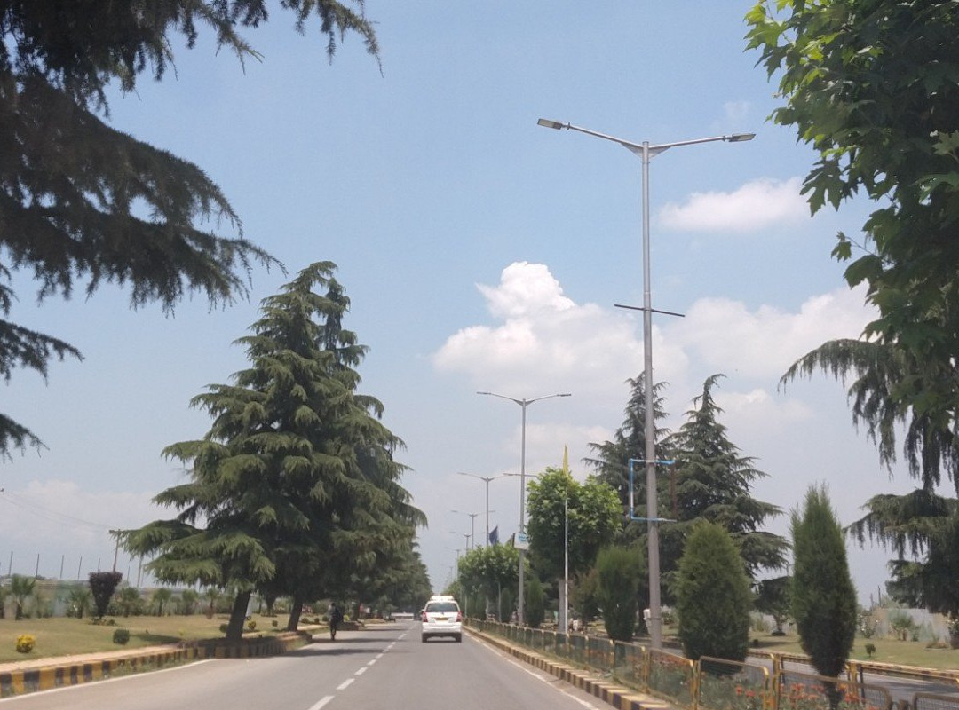 Mugal Road - Jammu to Srinagar景点图片