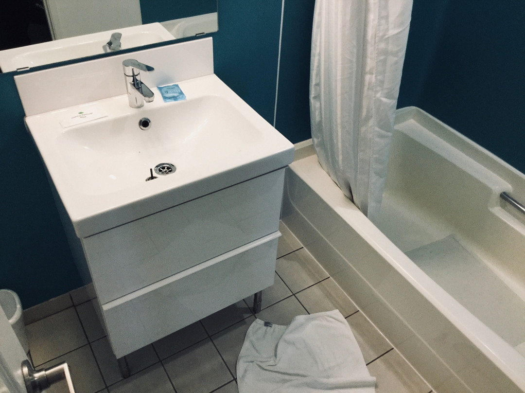 基洛纳泽德酒店主图