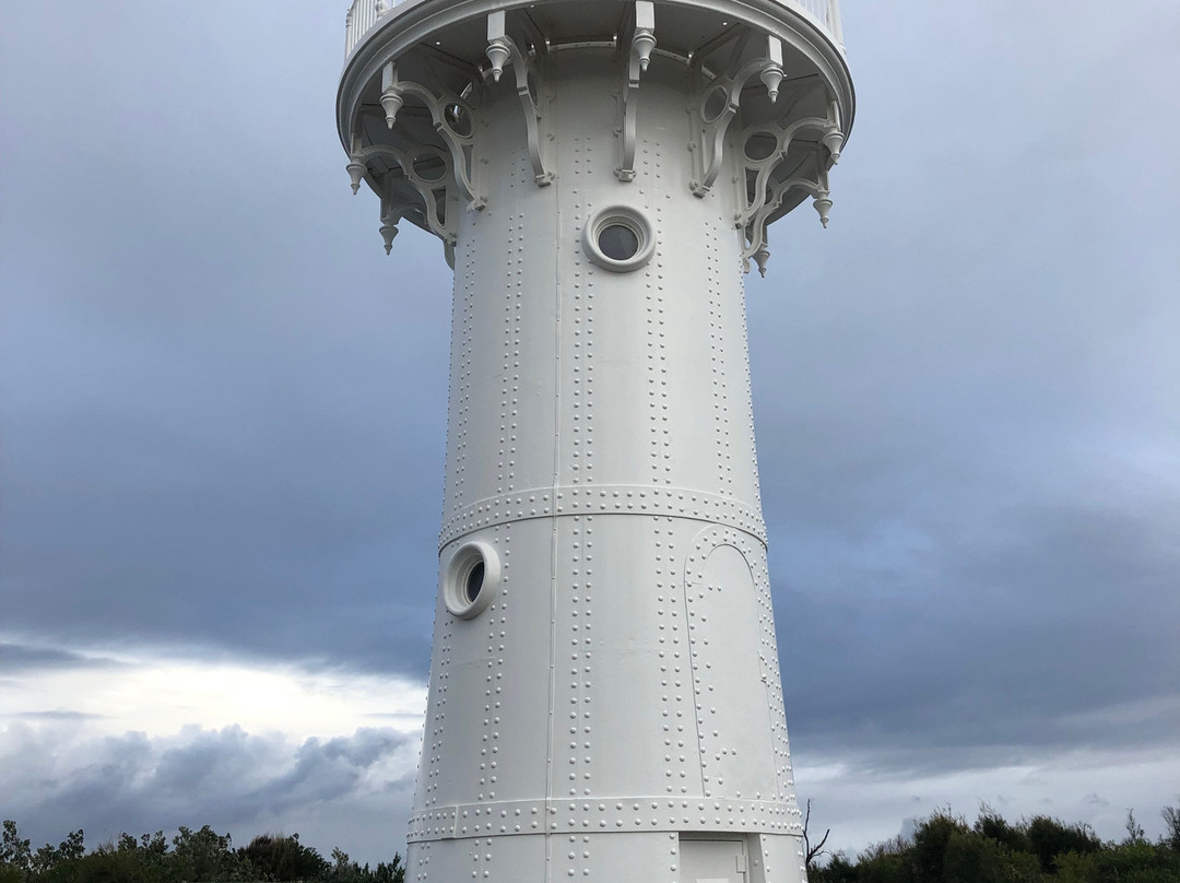 Warden Head Light景点图片