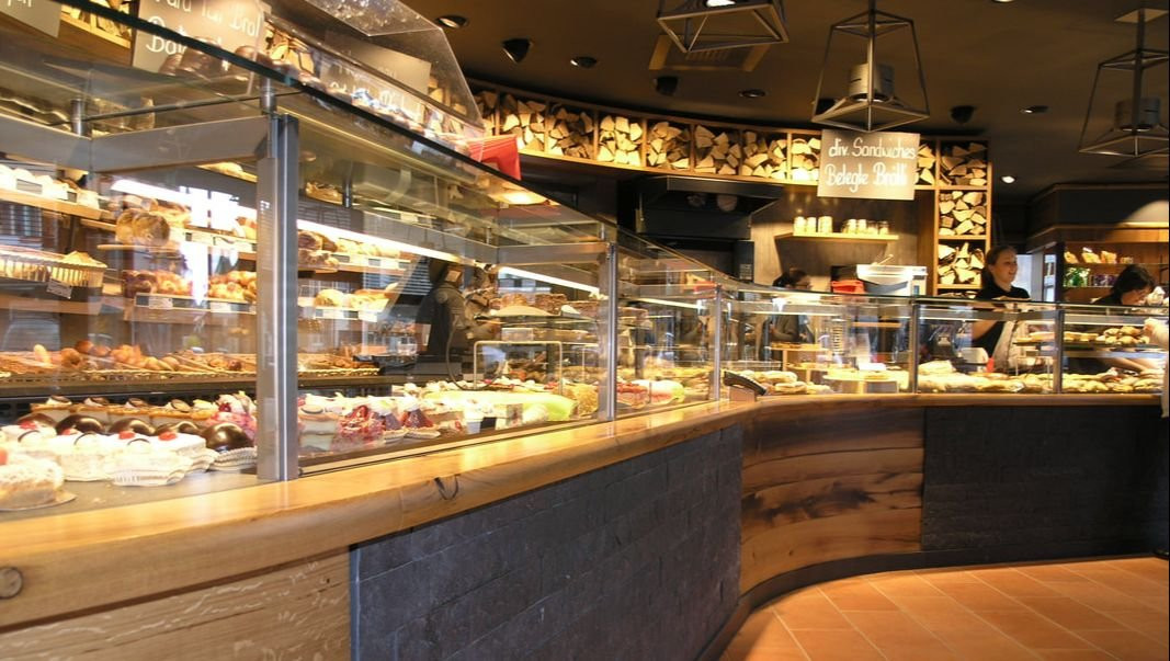 Lausen餐馆和美食-Bangerter Bäckerei