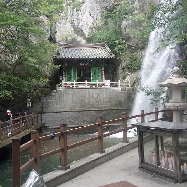 Hongnyongsa Temple-梁山市必去景点