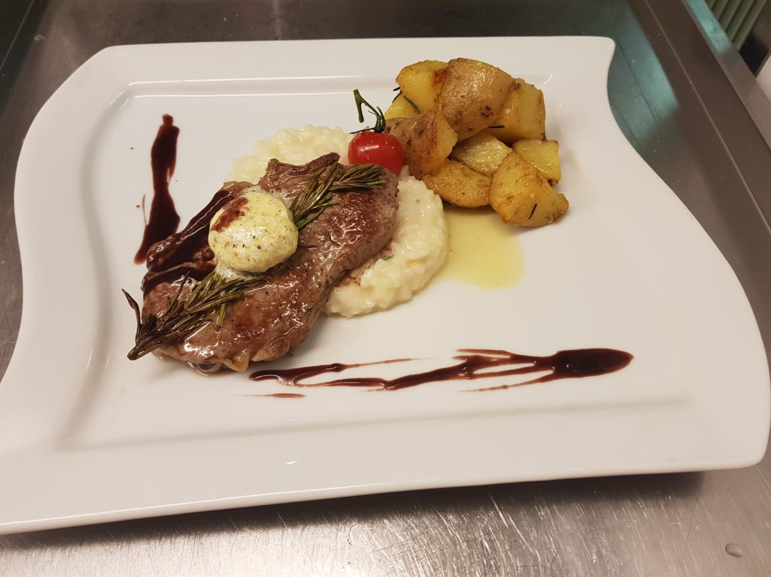 Sevelen餐馆和美食-Ristorante Luce