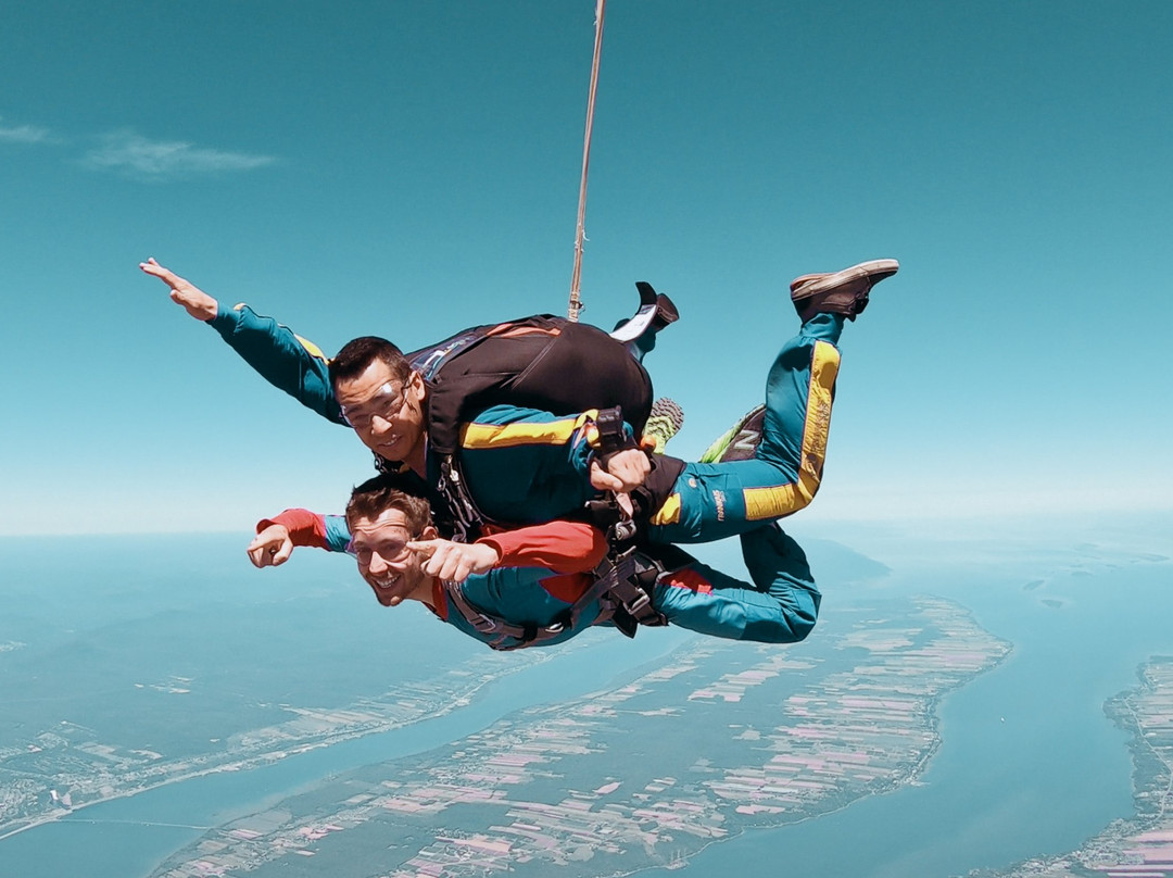 Parachutisme Atmosphair-李维斯必去景点