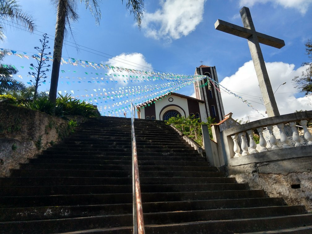 Paroquia de Santo Expedito-瓜拉廷格塔必去景点