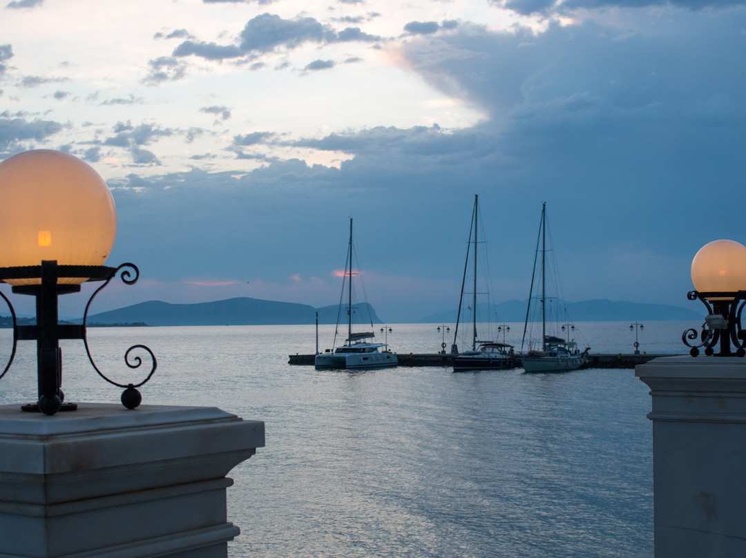 尼西亚酒店主图