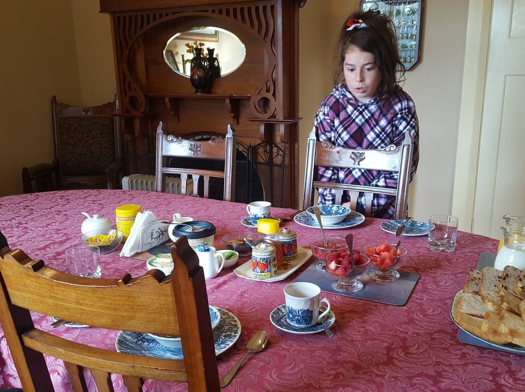 杜纳拉床和早餐主图