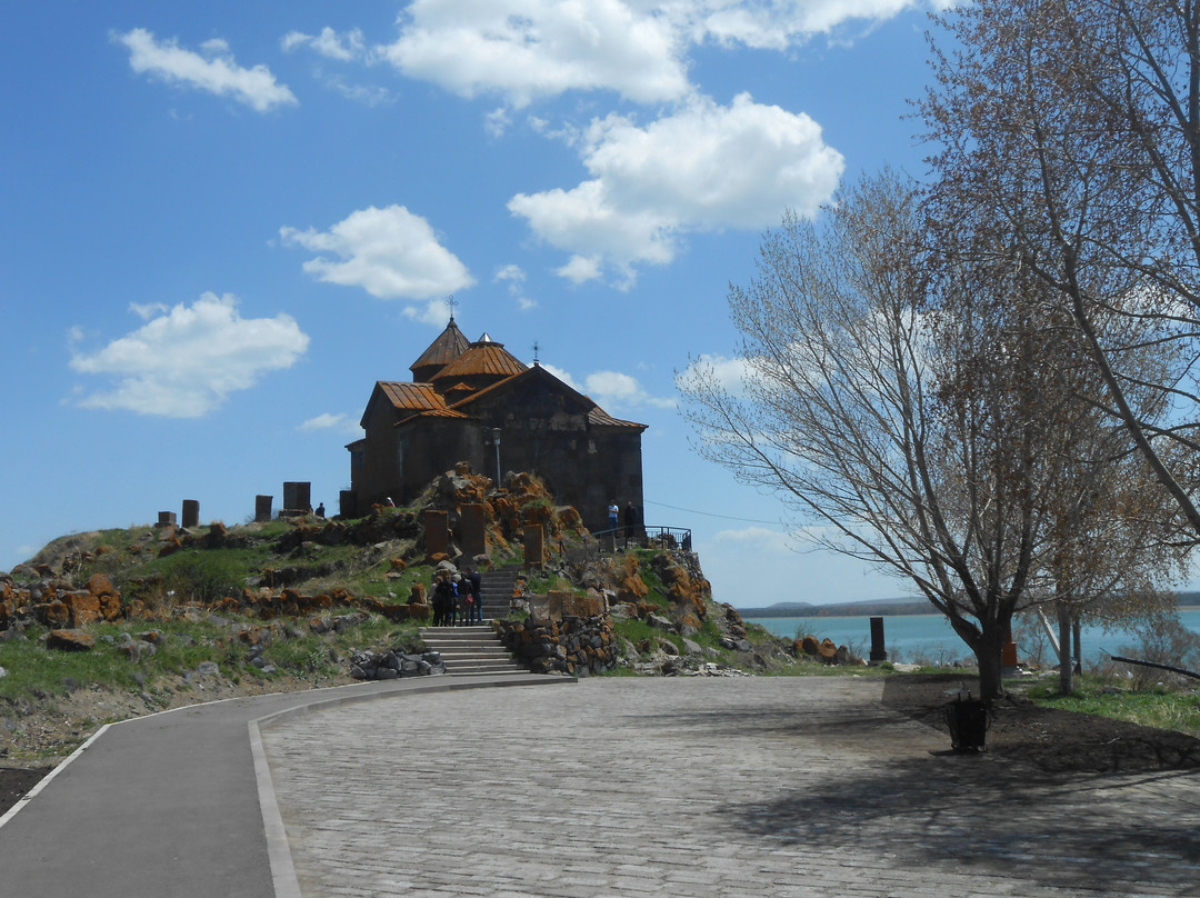 Hayravank Monastery景点图片