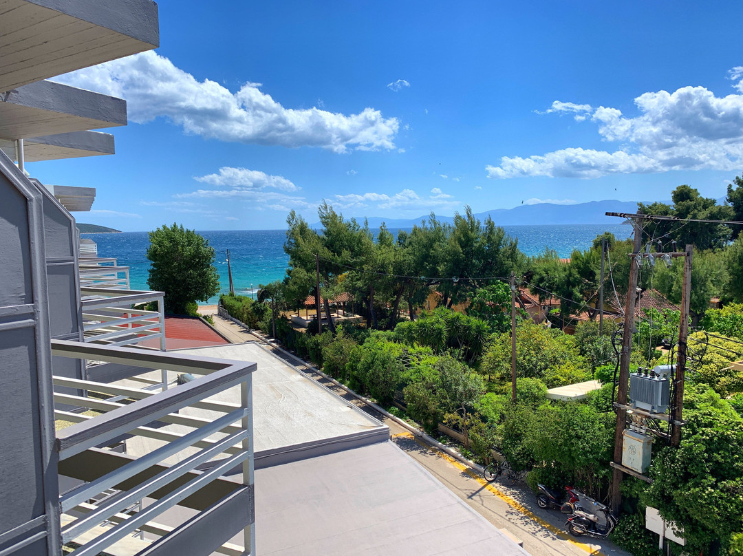 The Grove Seaside Hotel主图