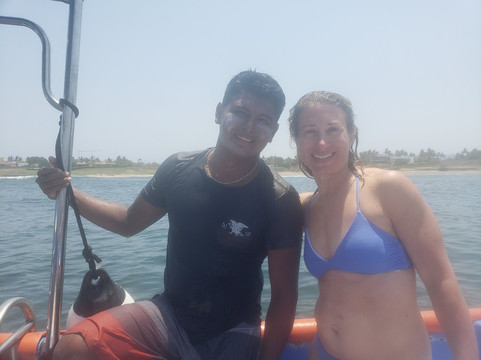 Tranquilo Surf Adventures and Surf School-蓬塔米塔必去景点