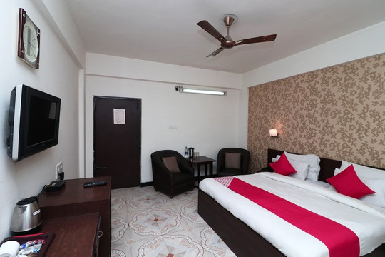 Hotel East Lite主图