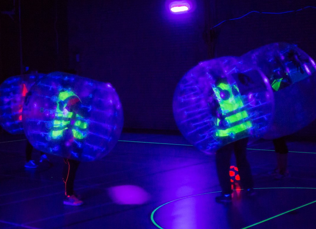 Glow & Bubble voetbal Maastricht-马斯特里赫特必去景点