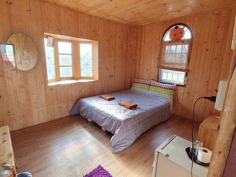 瞌睡泻湖度假酒店主图