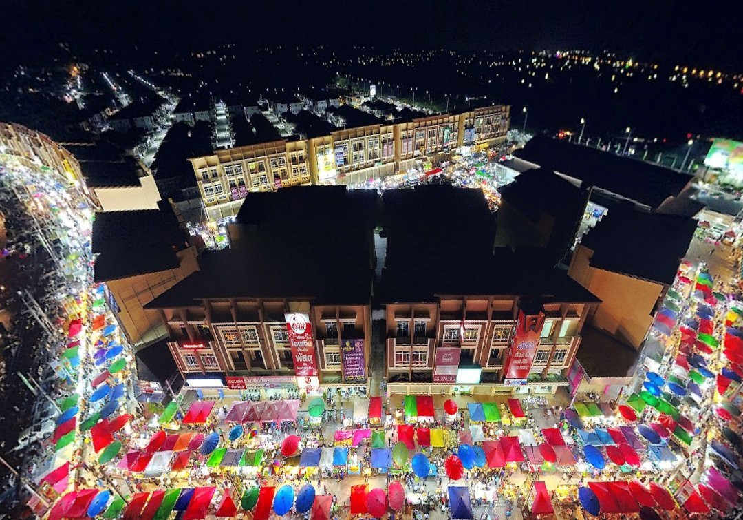 Night Market J intersection-色桃邑必去景点