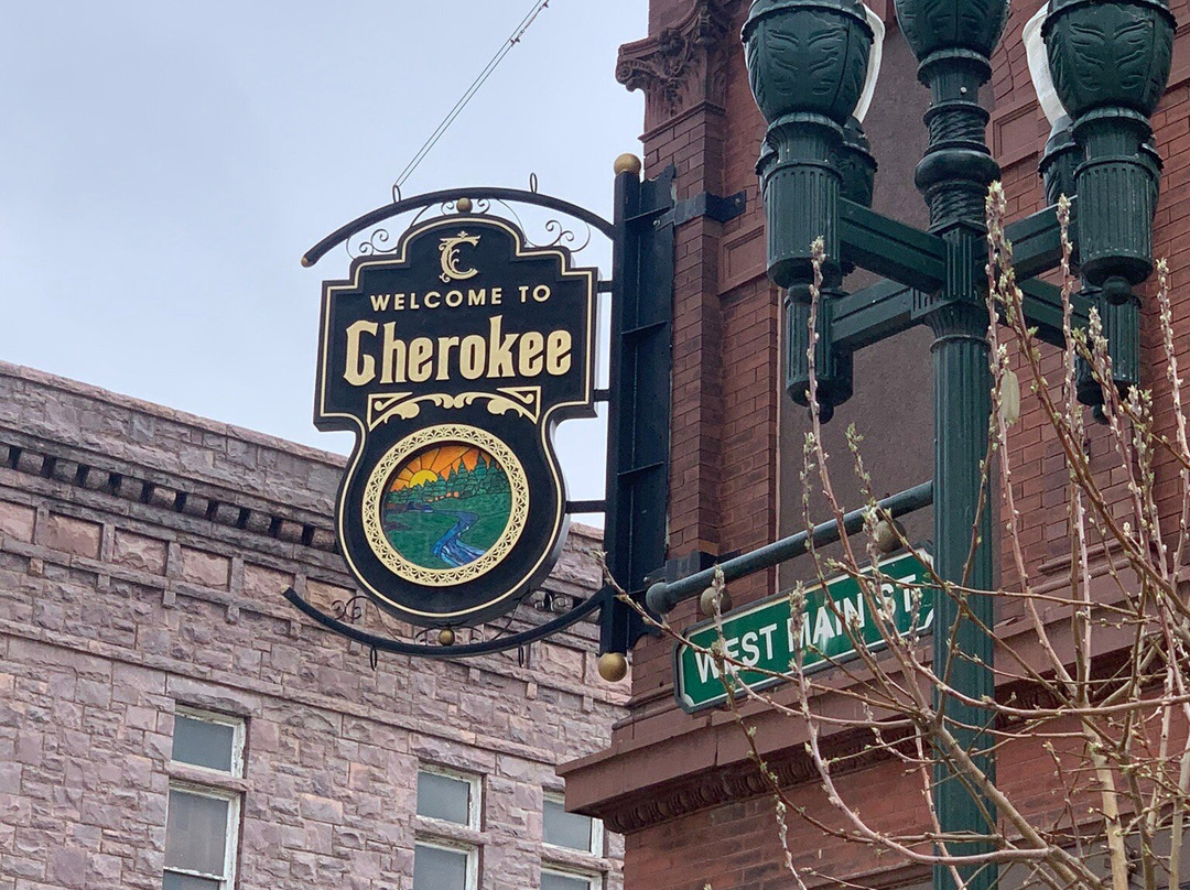 Mud on Main - Cherokee