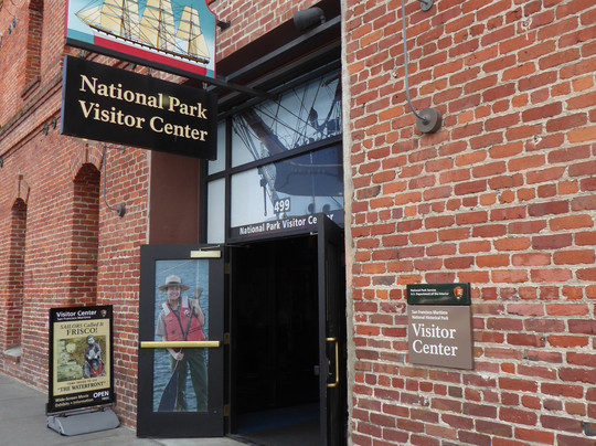 San Francisco Maritime National Historical Park's Visitor Center-旧金山必去景点