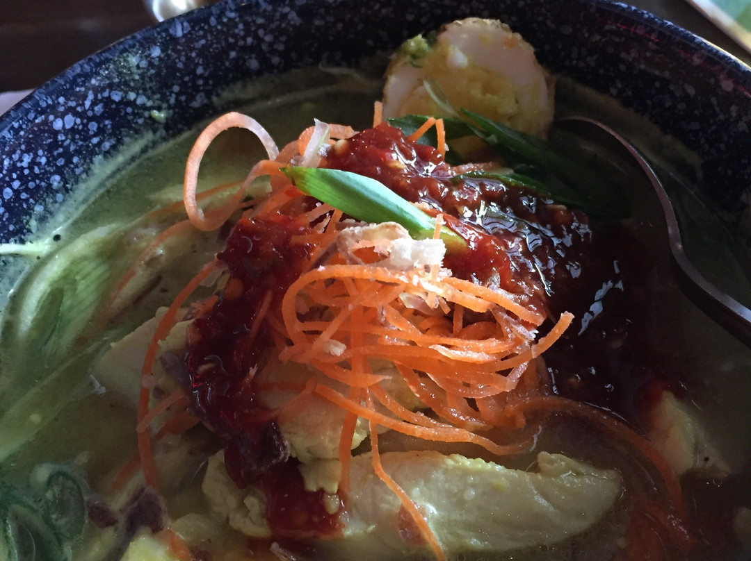 The Bulldog Hotel Silver Star主图