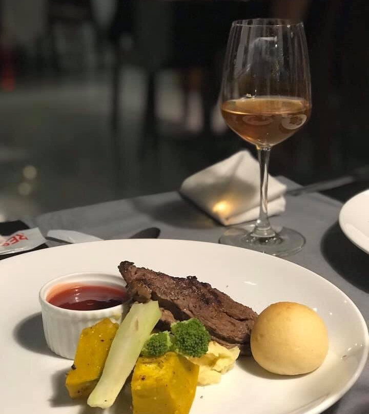 Lien Son餐馆和美食-Res Beefsteak