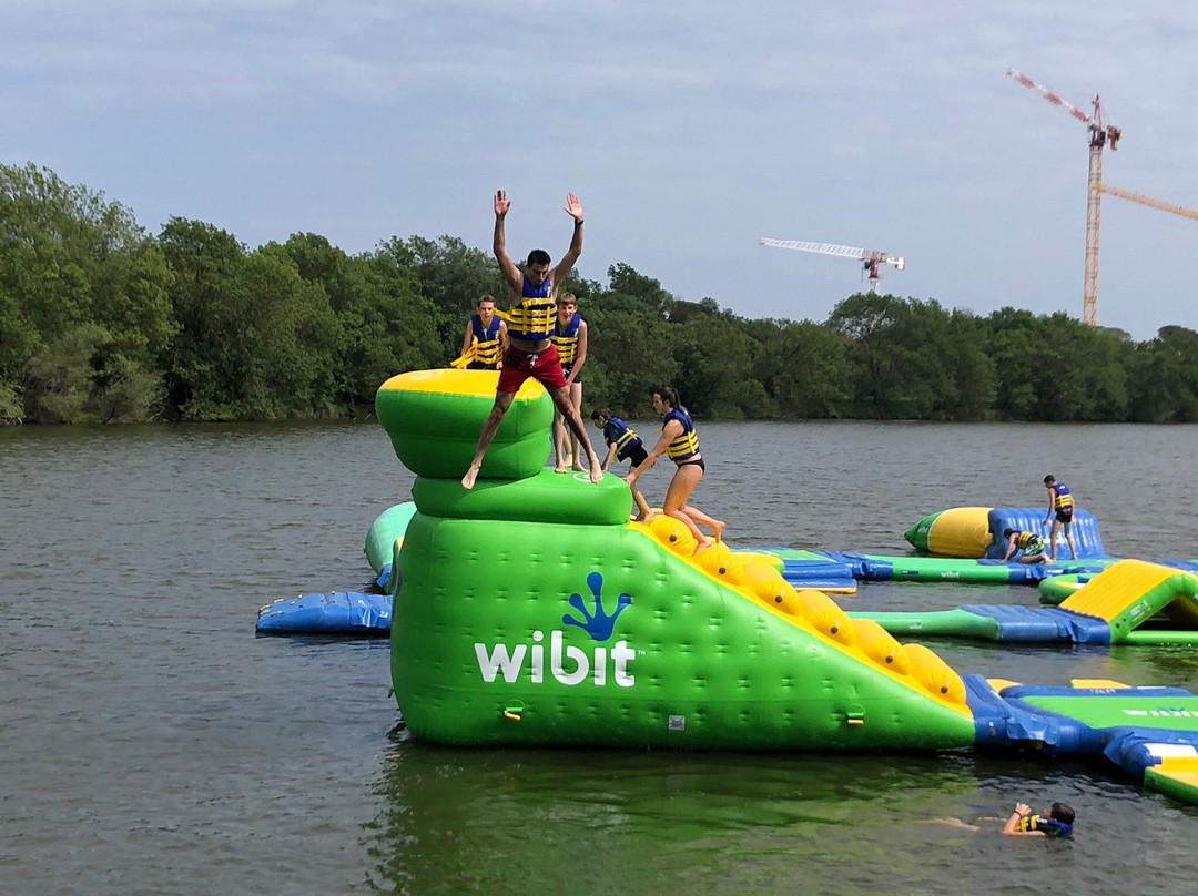 Waterworld Parc Aquatique Gonflable-Puget-sur-Argens必去景点