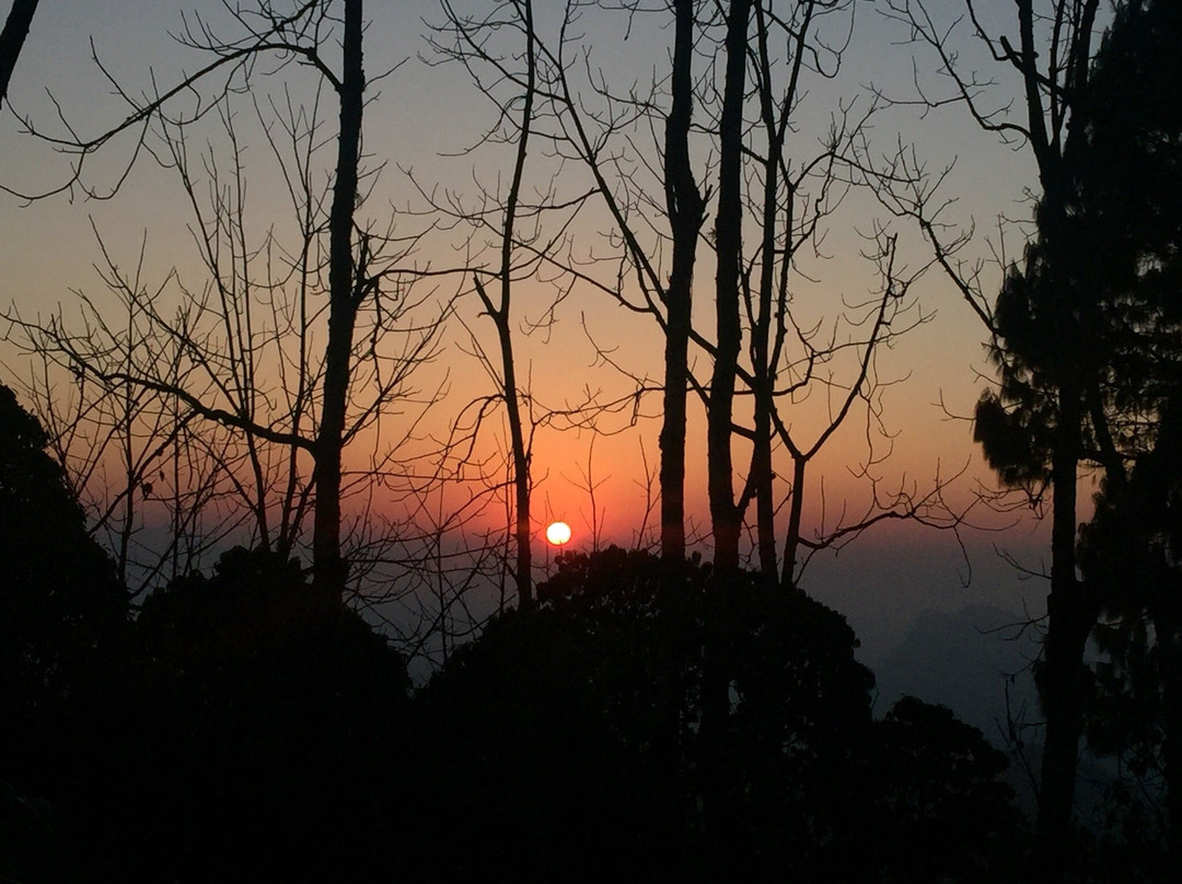 Shangri-la Guest House & Restaurant主图