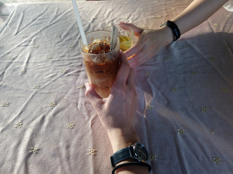 何南度假酒店主图