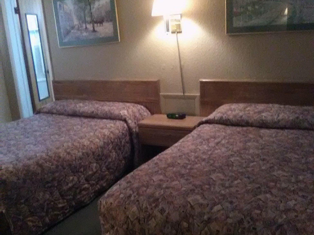 Country Inn Motel主图